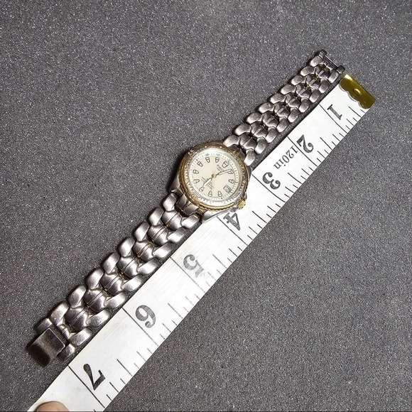 PULSAR SOLAR LADIE'S SOLAR WATCH GOlD SILVER TONE V182-0A20 FOR PARTS OR REPAIR - Picture 7 of 7